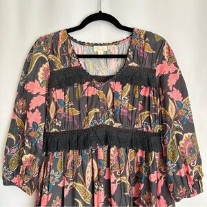 Anthropologie Let Me Be Women’s Paisley Floral Mini Dress in Grey & Pink sz XS